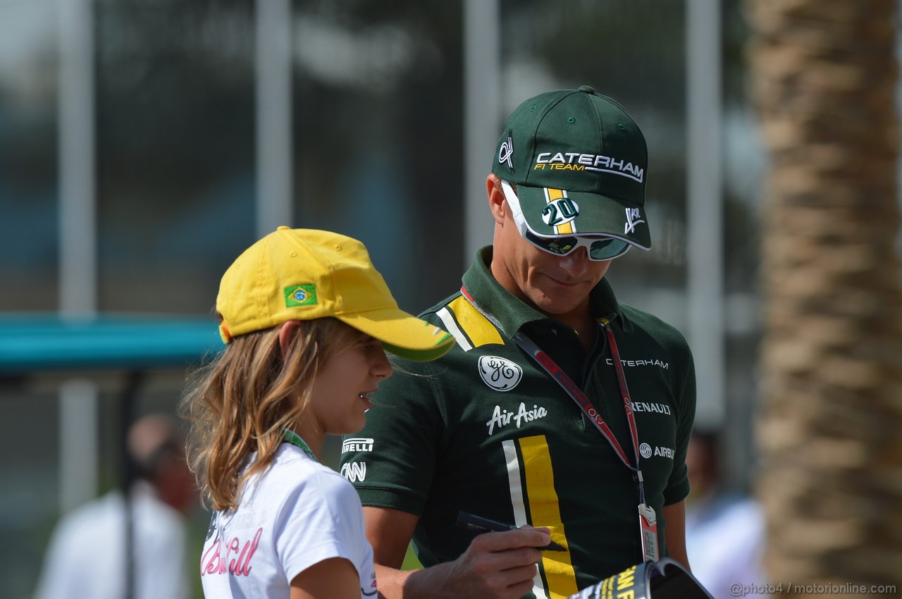 GP ABU DHABI, Heikki Kovalainen (FIN) Caterham F1 Team CT01
