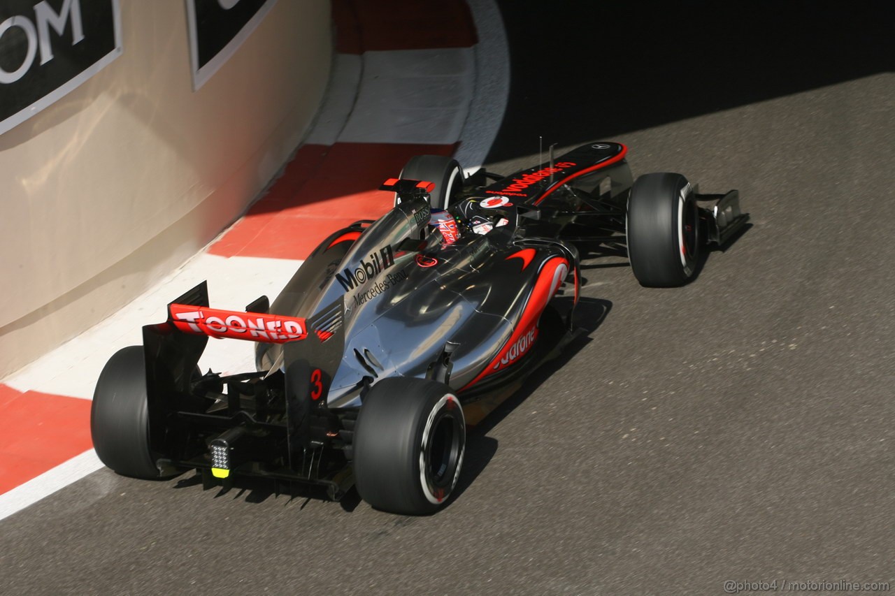 GP ABU DHABI, Prove Libere 3: Jenson Button (GBR) McLaren Mercedes MP4-27
