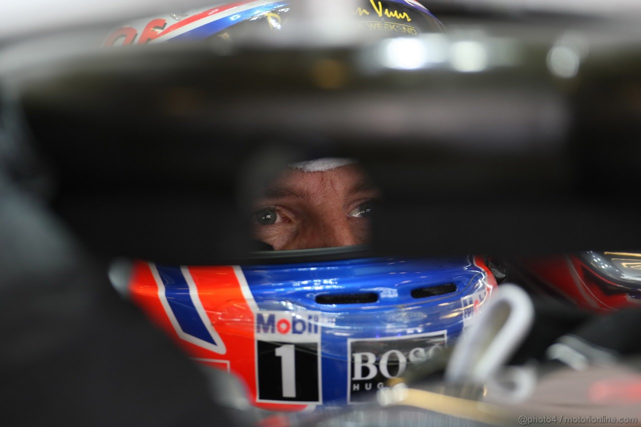 GP ABU DHABI, Prove Libere 3: Jenson Button (GBR) McLaren Mercedes MP4-27