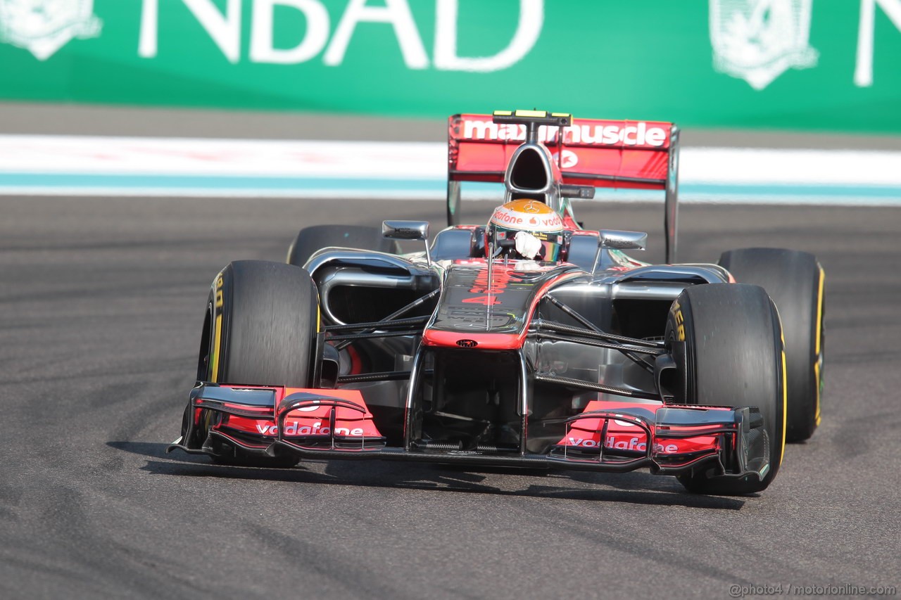GP ABU DHABI, Prove Libere 3: Lewis Hamilton (GBR) McLaren Mercedes MP4-27