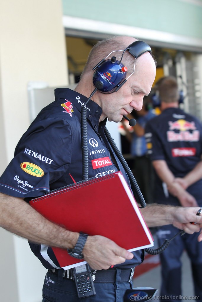 GP ABU DHABI, Prove Libere 1: Adrian Newey (GBR), Red Bull Racing , Technical Operations Director