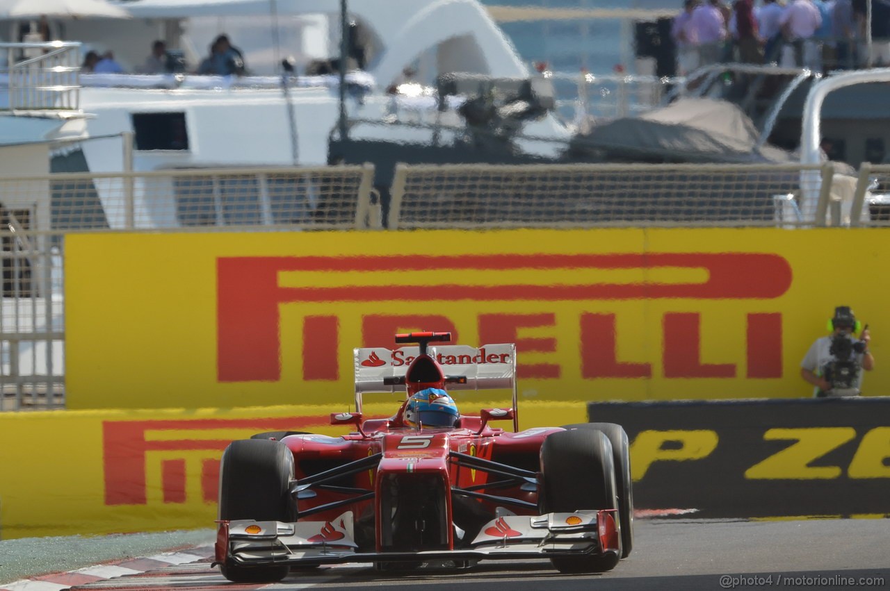 GP ABU DHABI, Prove Libere 1: Fernando Alonso (ESP) Ferrari F2012