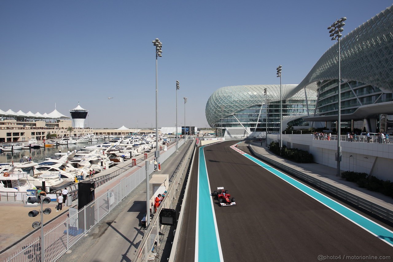 GP ABU DHABI, Prove Libere 1: Fernando Alonso (ESP) Ferrari F2012