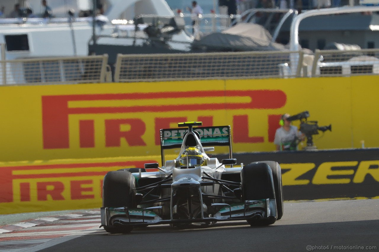 GP ABU DHABI, Prove Libere 1: Nico Rosberg (GER) Mercedes AMG F1 W03