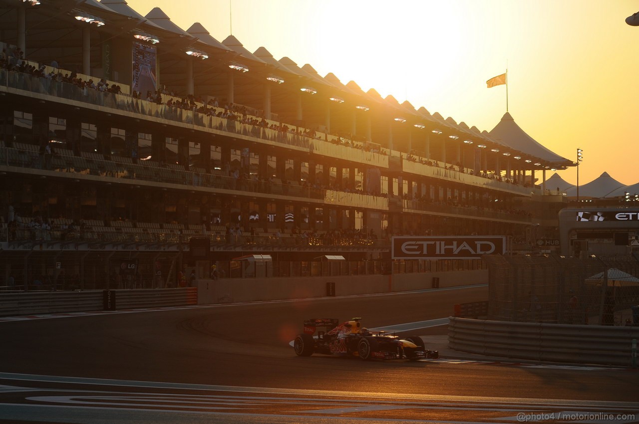 GP ABU DHABI, Prove Libere 2: Mark Webber (AUS) Red Bull Racing RB8