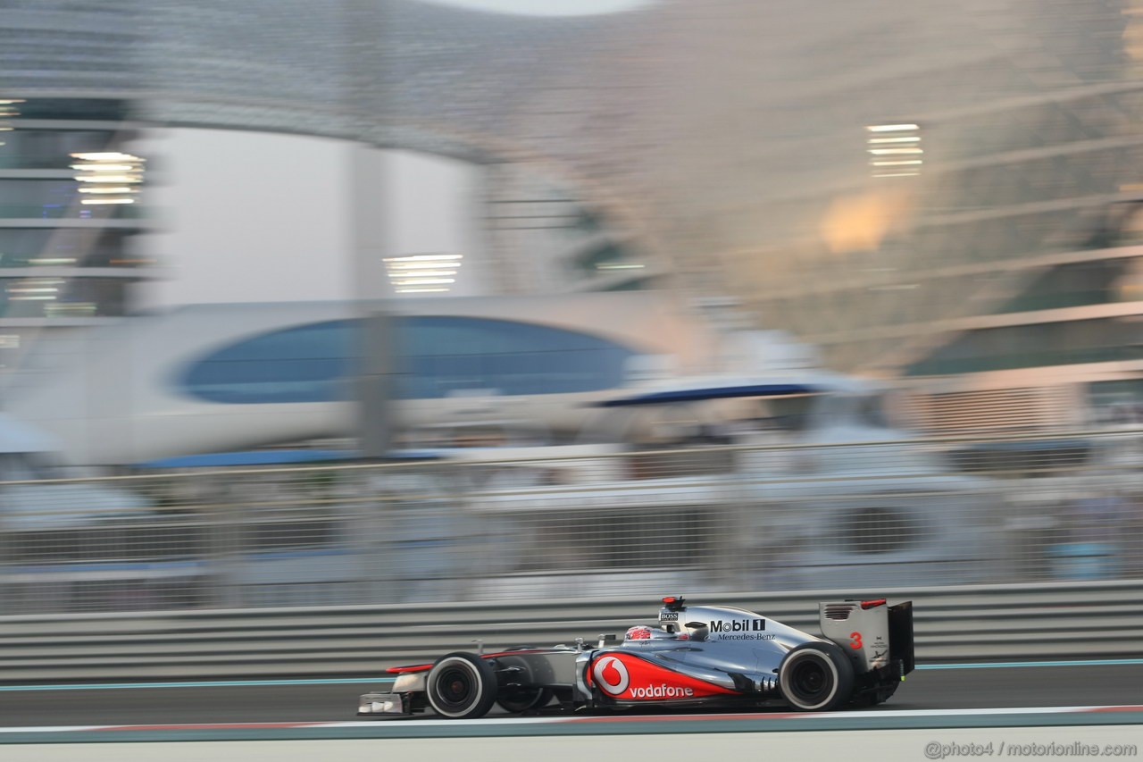 GP ABU DHABI, Prove Libere 2: Jenson Button (GBR) McLaren Mercedes MP4-27