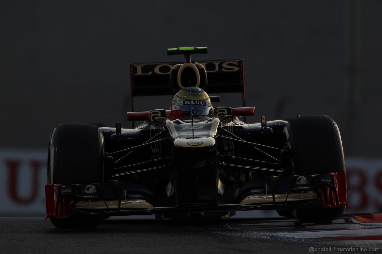 GP ABU DHABI, Prove Libere 2: Romain Grosjean (FRA) Lotus F1 Team E20