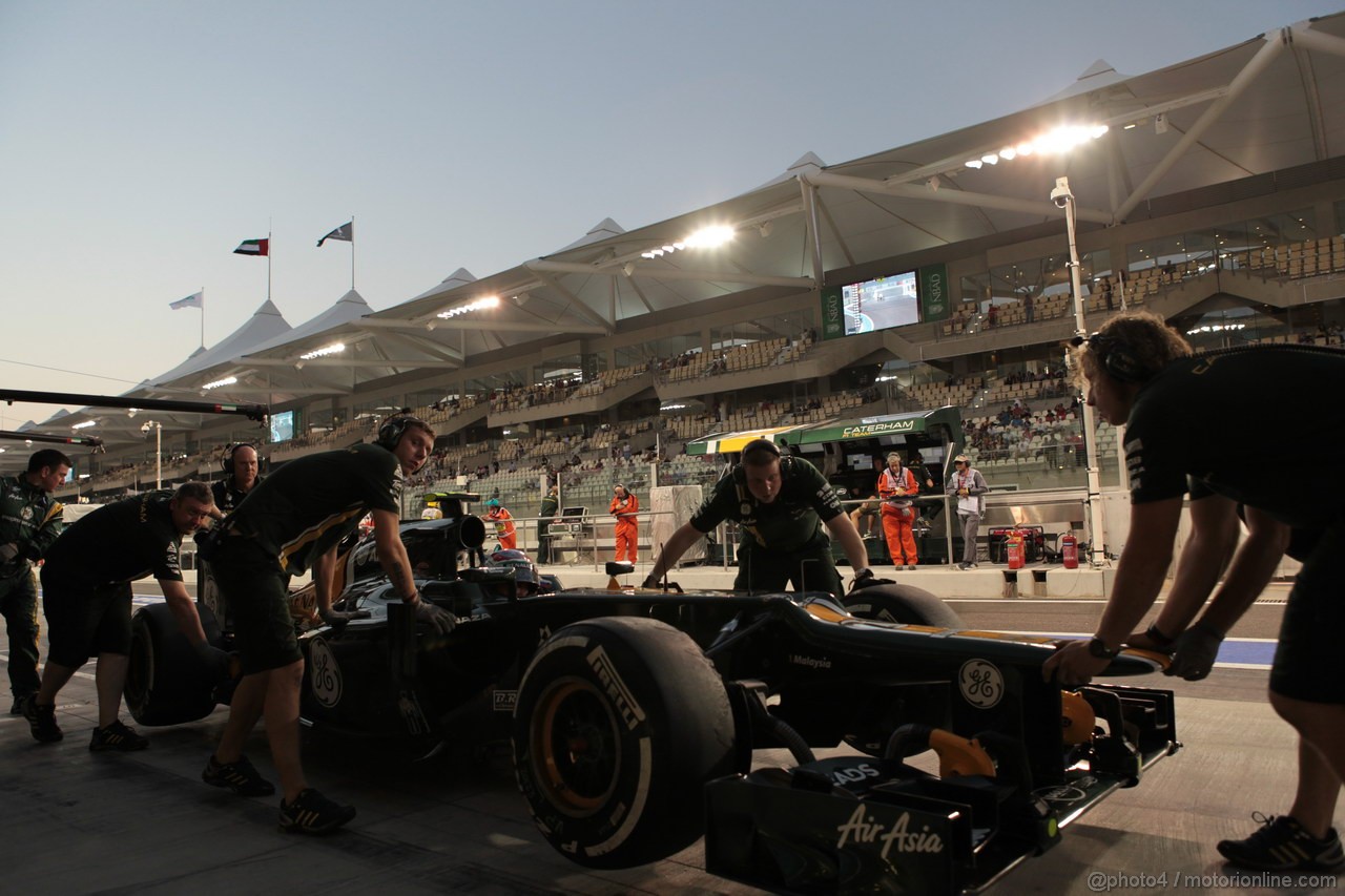 GP ABU DHABI, Prove Libere 2: Vitaly Petrov (RUS) Caterham F1 Team CT01