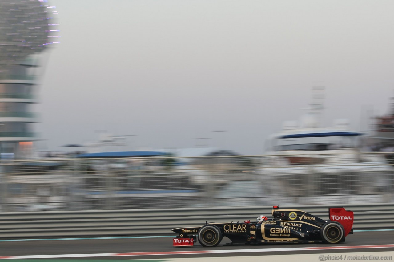 GP ABU DHABI, Prove Libere 2: Kimi Raikkonen (FIN) Lotus F1 Team E20