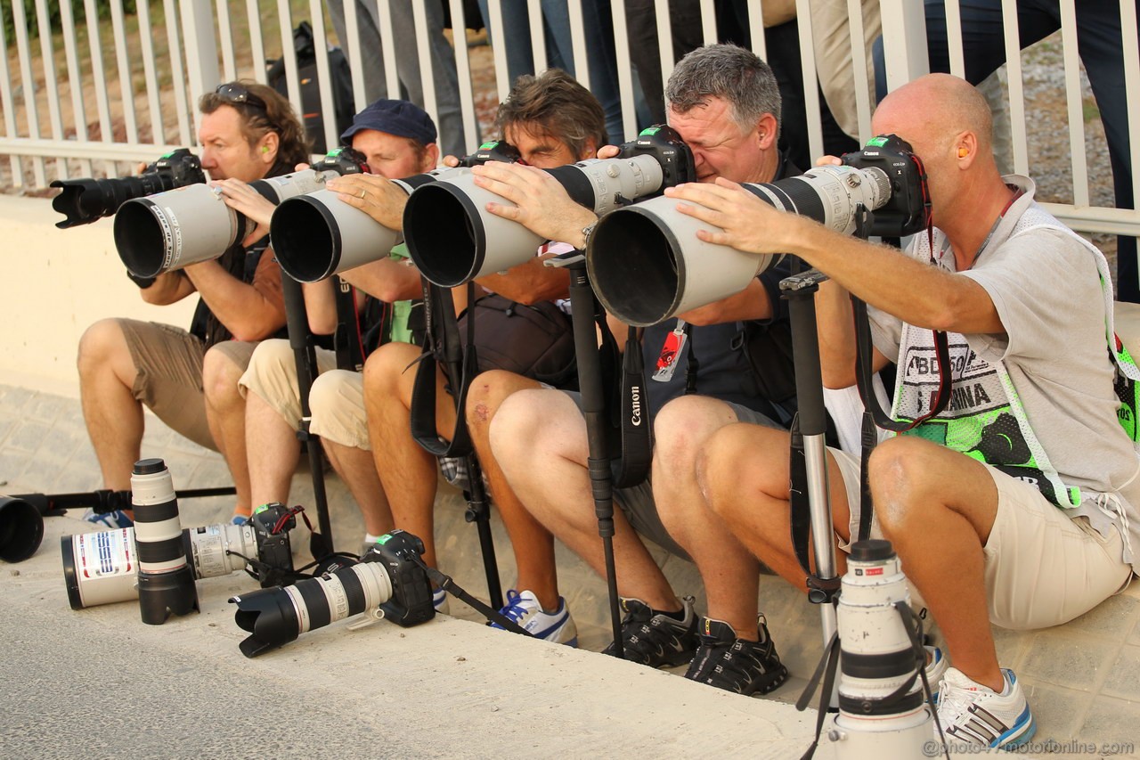 GP ABU DHABI, Atmosphere