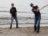 GP AUSTRALIA, Sebastian Vettel (GER), Red Bull Racing e Mark Webber (AUS), Red Bull Racing playing cricket on the beach