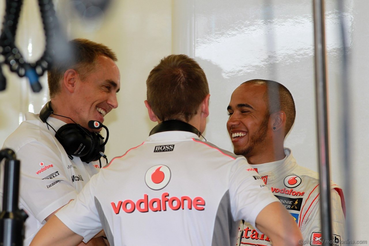 GP AUSTRALIA, Lewis Hamilton (GBR) McLaren Mercedes & Martin Whitmarsh, Team Principal, McLaren Mercedes