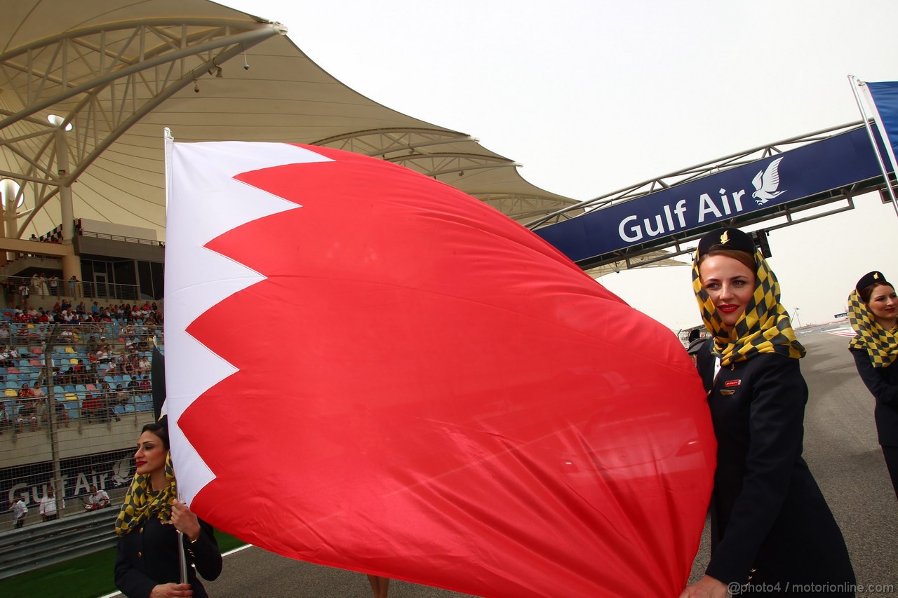 GP BAHRAIN, 22.04.2012- Gara, grid girl, pitbabess 