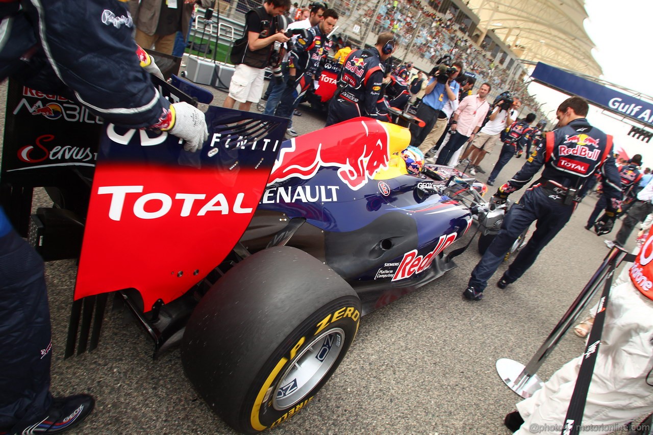 GP BAHRAIN, 22.04.2012- Gara, Sebastian Vettel (GER) Red Bull Racing RB8 