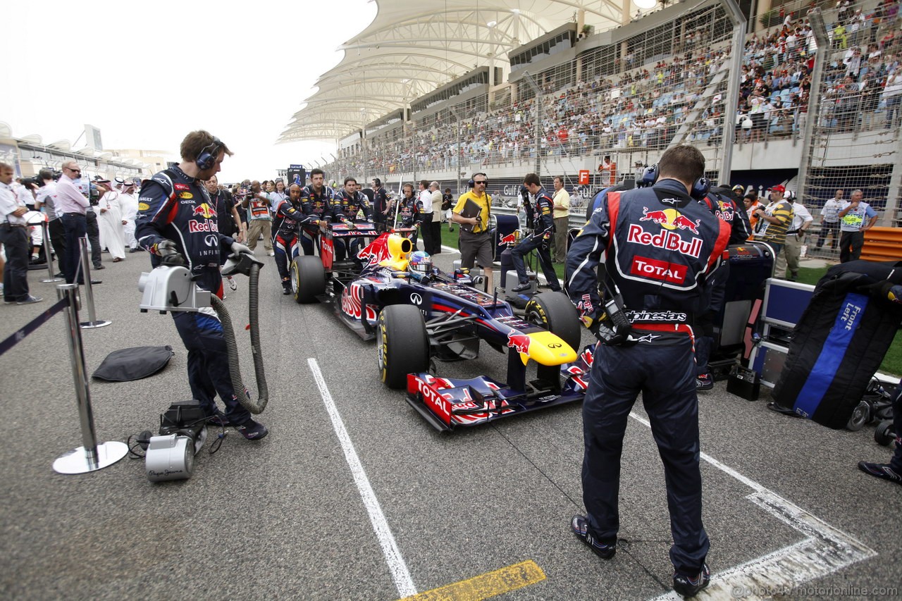 GP BAHRAIN, 22.04.2012- Gara, Sebastian Vettel (GER) Red Bull Racing RB8 