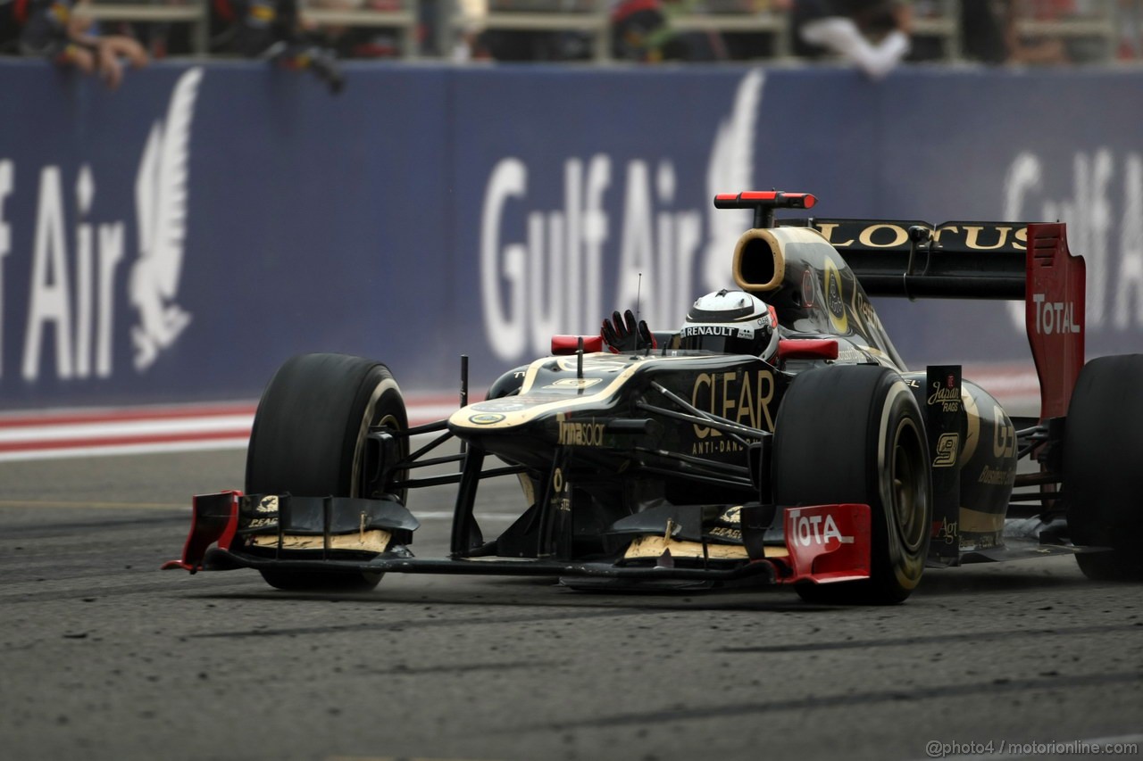 GP BAHRAIN, 22.04.2012- Gara, secondo Kimi Raikkonen (FIN) Lotus F1 Team E20 