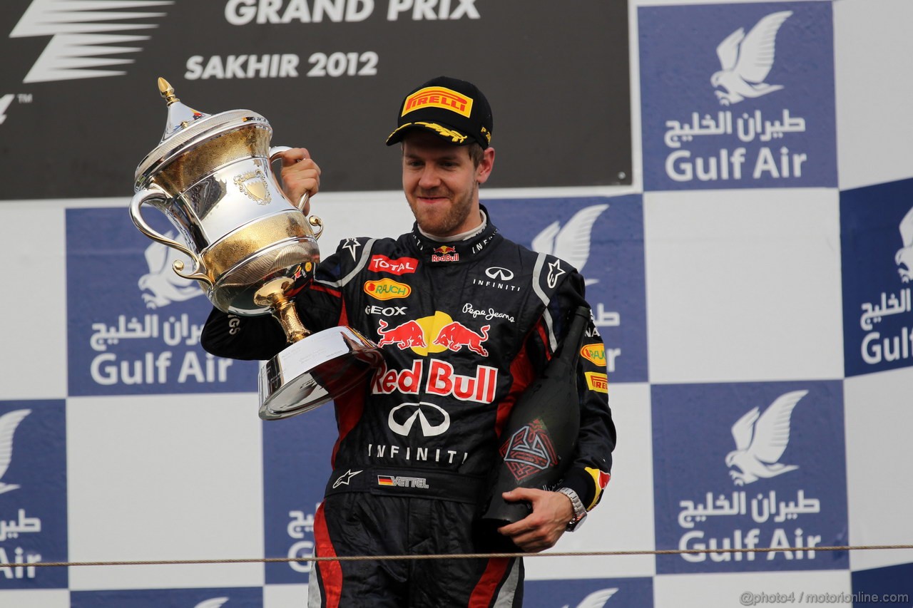 GP BAHRAIN, 22.04.2012- Gara, Sebastian Vettel (GER) Red Bull Racing RB8 vincitore 
