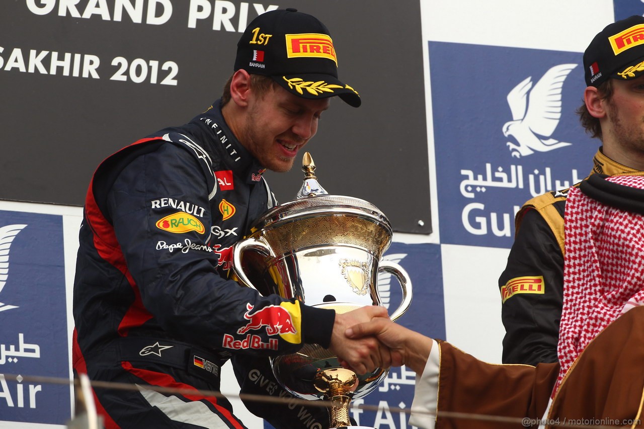 GP BAHRAIN, 22.04.2012- Gara, Sebastian Vettel (GER) Red Bull Racing RB8 vincitore