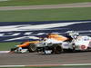 GP BAHRAIN, 22.04.2012- Gara, Paul di Resta (GBR) Sahara Force India F1 Team VJM05 e Sergio Prez (MEX) Sauber F1 Team C31 