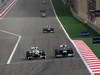 GP BAHRAIN, 22.04.2012- Gara, Kamui Kobayashi (JAP) Sauber F1 Team C31 e Bruno Senna (BRA) Williams F1 Team FW34 