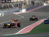 GP BAHRAIN, 22.04.2012- Gara, Sebastian Vettel (GER) Red Bull Racing RB8 davanti a Kimi Raikkonen (FIN) Lotus F1 Team E20 