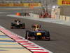 GP BAHRAIN, 22.04.2012- Gara, Mark Webber (AUS) Red Bull Racing RB8 davanti a Kimi Raikkonen (FIN) Lotus F1 Team E20 