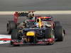 GP BAHRAIN, 22.04.2012- Gara, Sebastian Vettel (GER) Red Bull Racing RB8 davanti a Kimi Raikkonen (FIN) Lotus F1 Team E20 