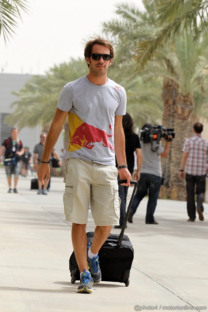 GP BAHRAIN, 19.04.2012- Jean-Eric Vergne (FRA) Scuderia Toro Rosso STR7 