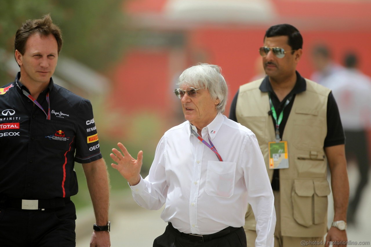 GP BAHRAIN, 21.04.2012- Christian Horner (GBR), Red Bull Racing, Sporting Director e Bernie Ecclestone (GBR), President e CEO of Formula One Management  with his body guard