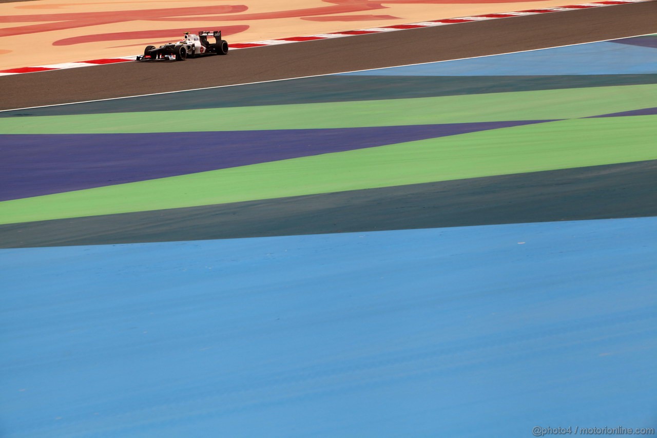 GP BAHRAIN, 21.04.2012- Prove Libere 3, Sergio Prez (MEX) Sauber F1 Team C31 