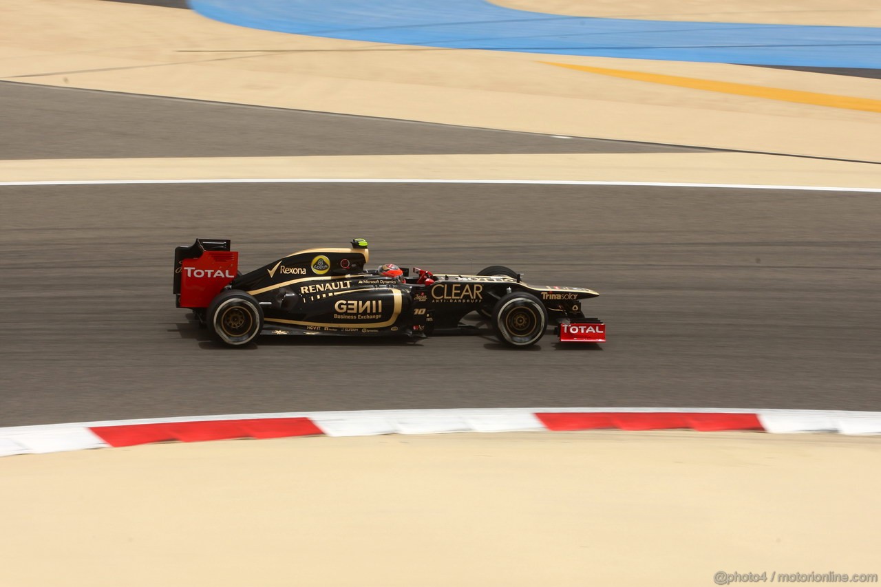 GP BAHRAIN, 20.04.2012- Prove Libere 3,Romain Grosjean (FRA) Lotus F1 Team E20 