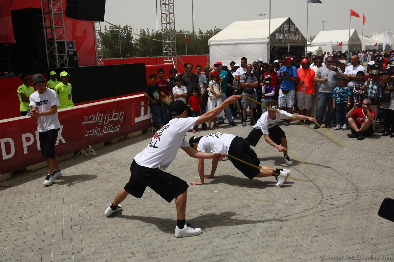 GP BAHRAIN, 20.04.2012- Circuit Atmosfera