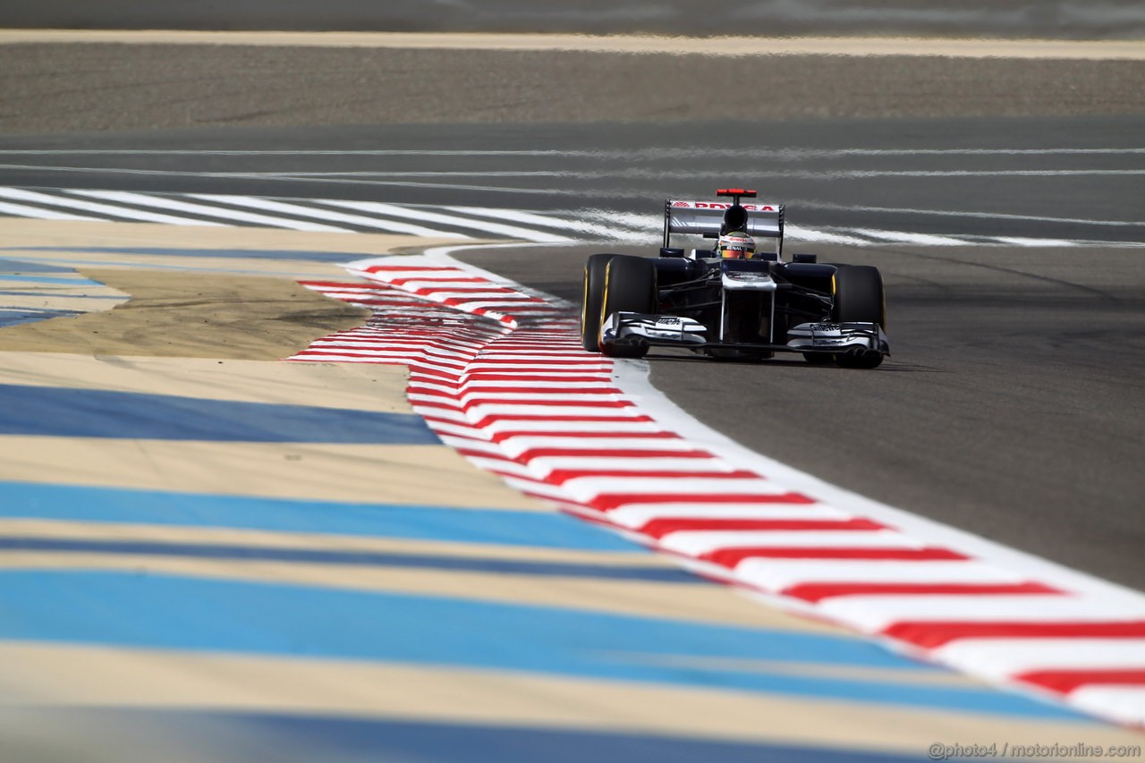 GP BAHRAIN, 21.04.2012.- Qualifiche, Pastor Maldonado (VEN) Williams F1 Team FW34 