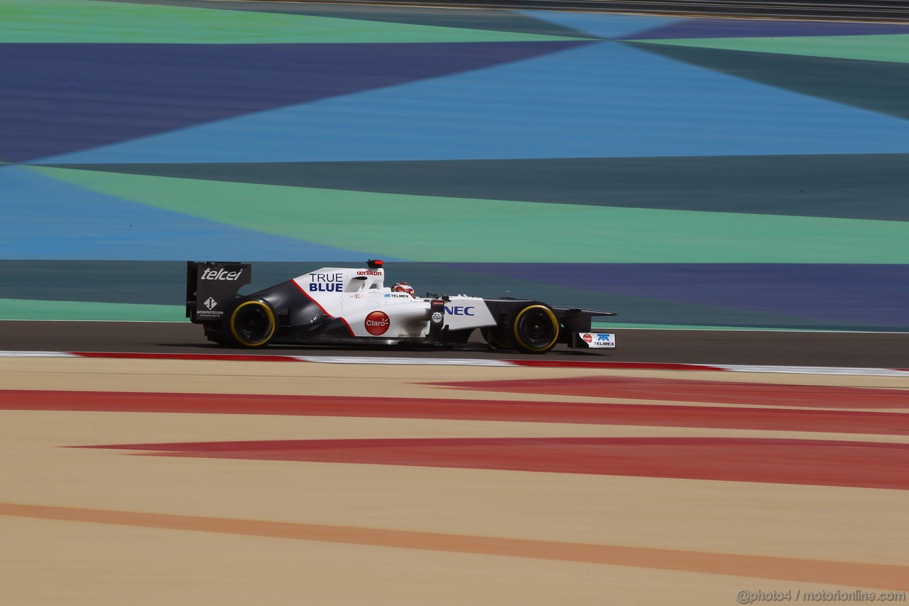 GP BAHRAIN, 21.04.2012.- Qualifiche, Kamui Kobayashi (JAP) Sauber F1 Team C31 
