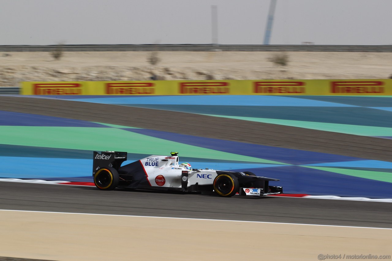 GP BAHRAIN, 21.04.2012.- Qualifiche, Sergio Prez (MEX) Sauber F1 Team C31 