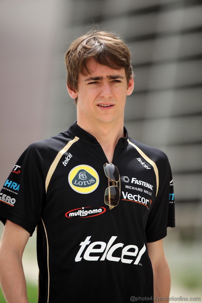 GP BAHRAIN, 20.04.2012- Prove Libere 1, Esteban Gutierrez (MEX), Lotus GP 