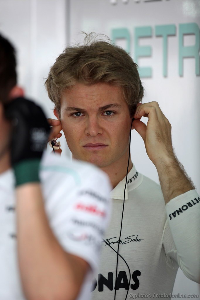 GP BAHRAIN, 20.04.2012- Prove Libere 1, Nico Rosberg (GER) Mercedes AMG F1 W03