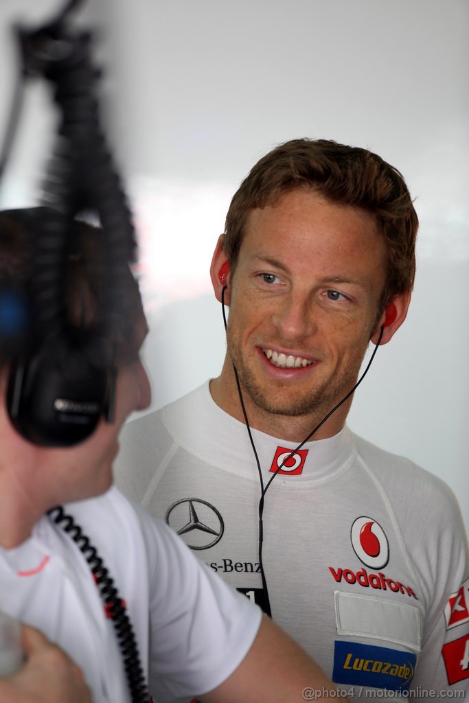 GP BAHRAIN, 20.04.2012- Prove Libere 1, Jenson Button (GBR) McLaren Mercedes MP4-27