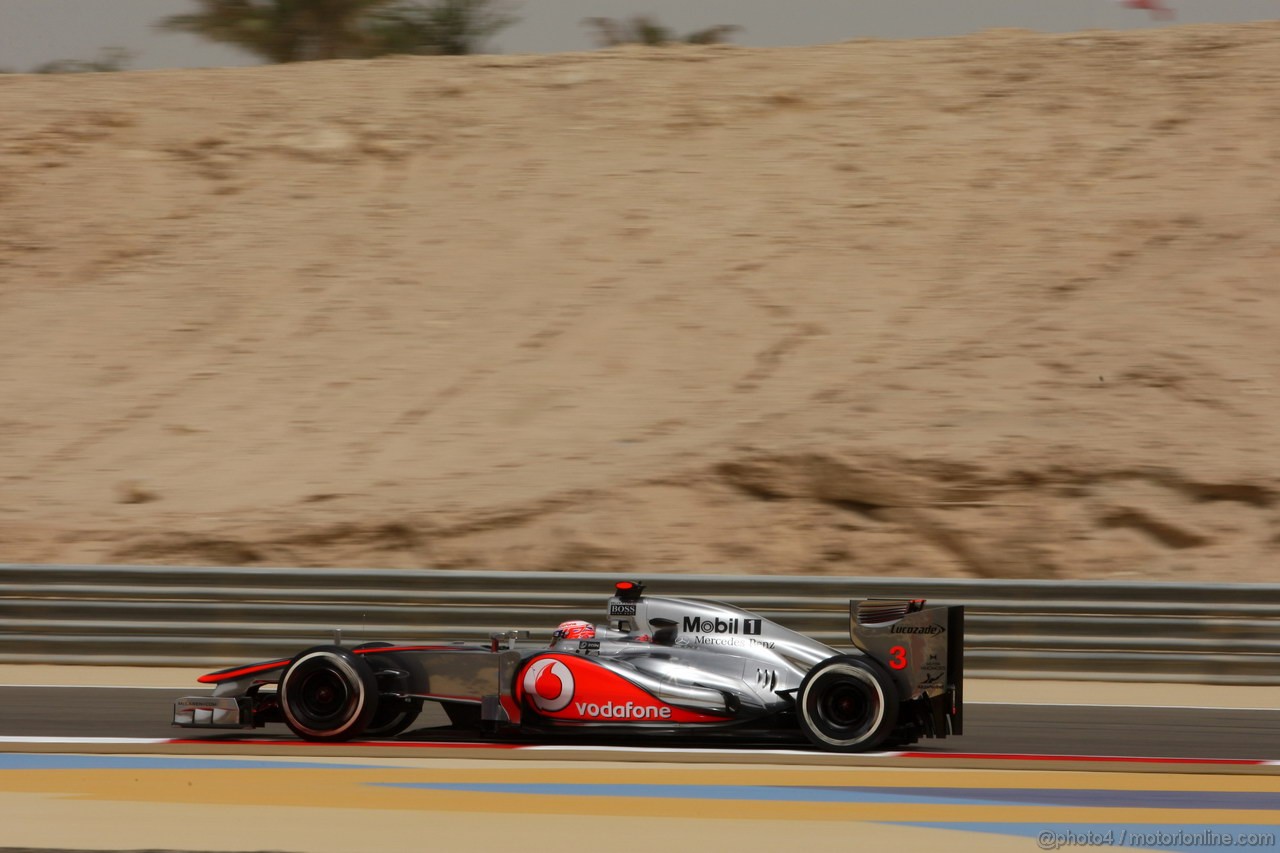 GP BAHRAIN, 20.04.2012- Prove Libere 1, Jenson Button (GBR) McLaren Mercedes MP4-27 