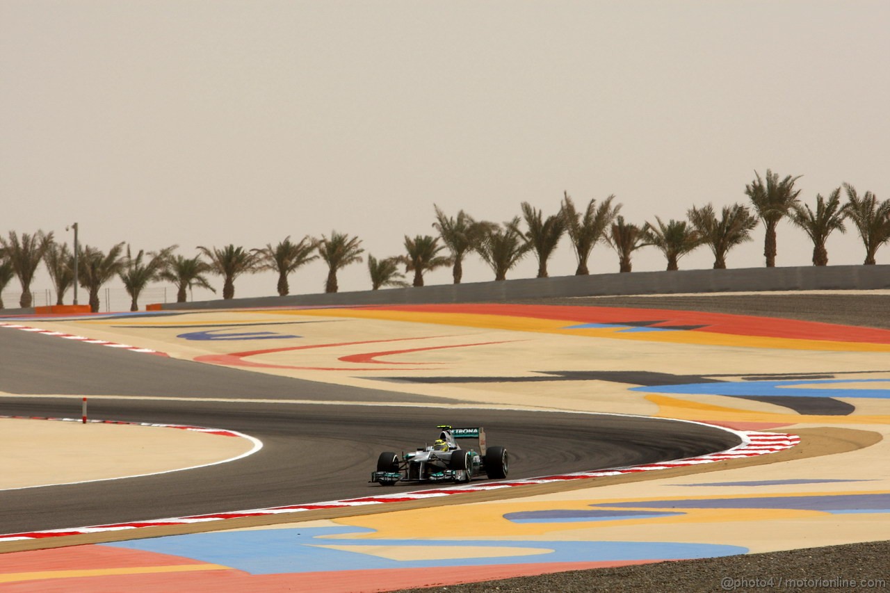 GP BAHRAIN, 20.04.2012- Prove Libere 1, Nico Rosberg (GER) Mercedes AMG F1 W03 
