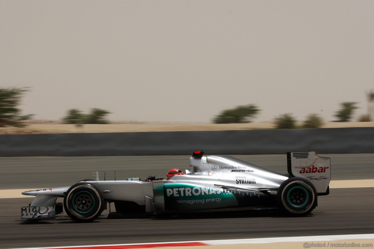 GP BAHRAIN, 20.04.2012- Prove Libere 1, Michael Schumacher (GER) Mercedes AMG F1 W03 