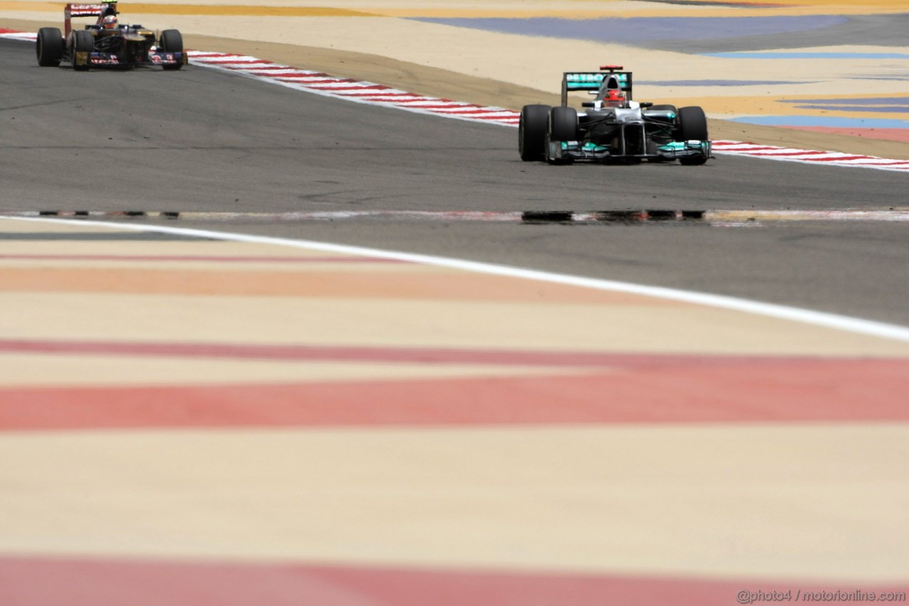 GP BAHRAIN, 20.04.2012- Prove Libere 1, Michael Schumacher (GER) Mercedes AMG F1 W03 