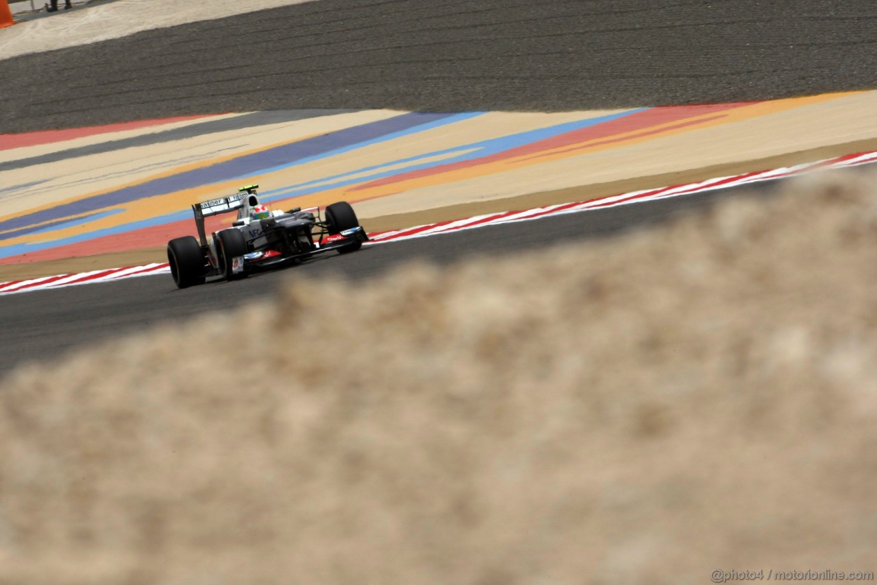GP BAHRAIN, 20.04.2012- Prove Libere 1, Sergio Prez (MEX) Sauber F1 Team C31 