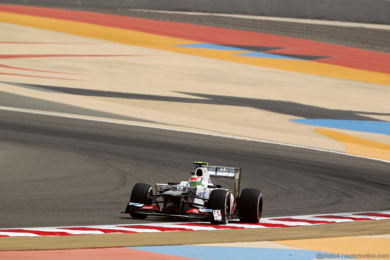 GP BAHRAIN, 20.04.2012- Prove Libere 1,Sergio Prez (MEX) Sauber F1 Team C31 