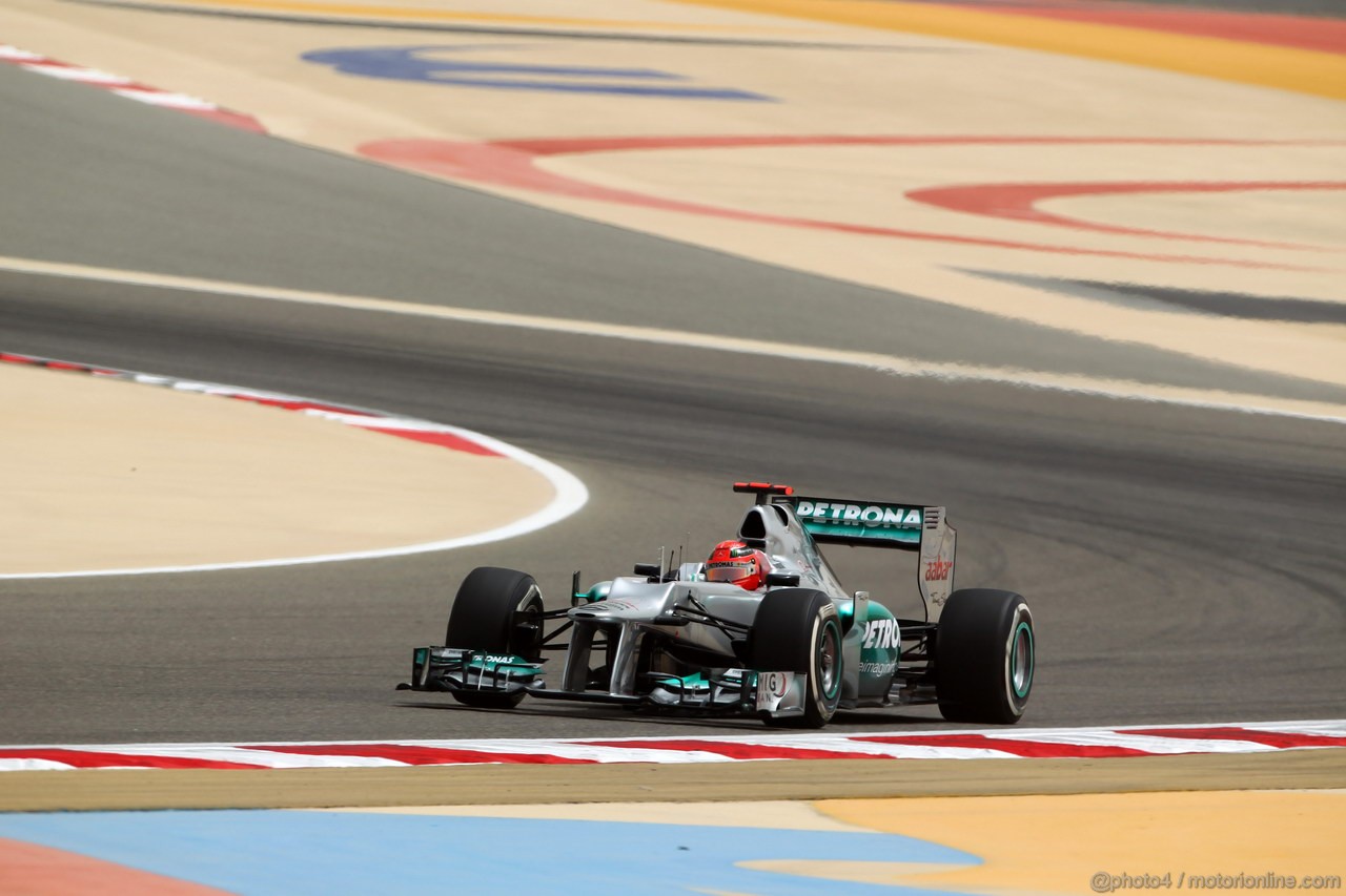 GP BAHRAIN, 20.04.2012- Prove Libere 1, Michael Schumacher (GER) Mercedes AMG F1 W03 