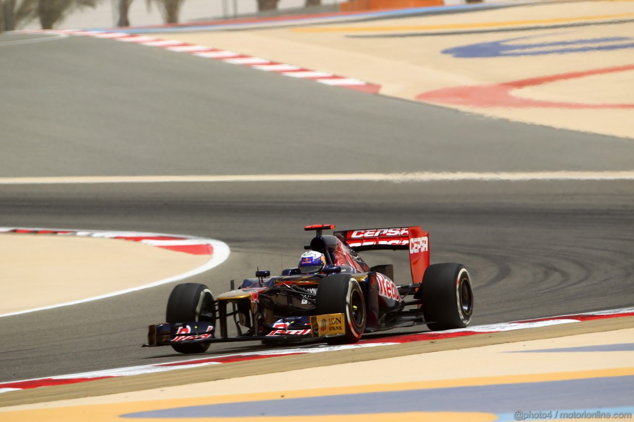 GP BAHRAIN, 20.04.2012- Prove Libere 1, Daniel Ricciardo (AUS) Scuderia Toro Rosso STR7 
