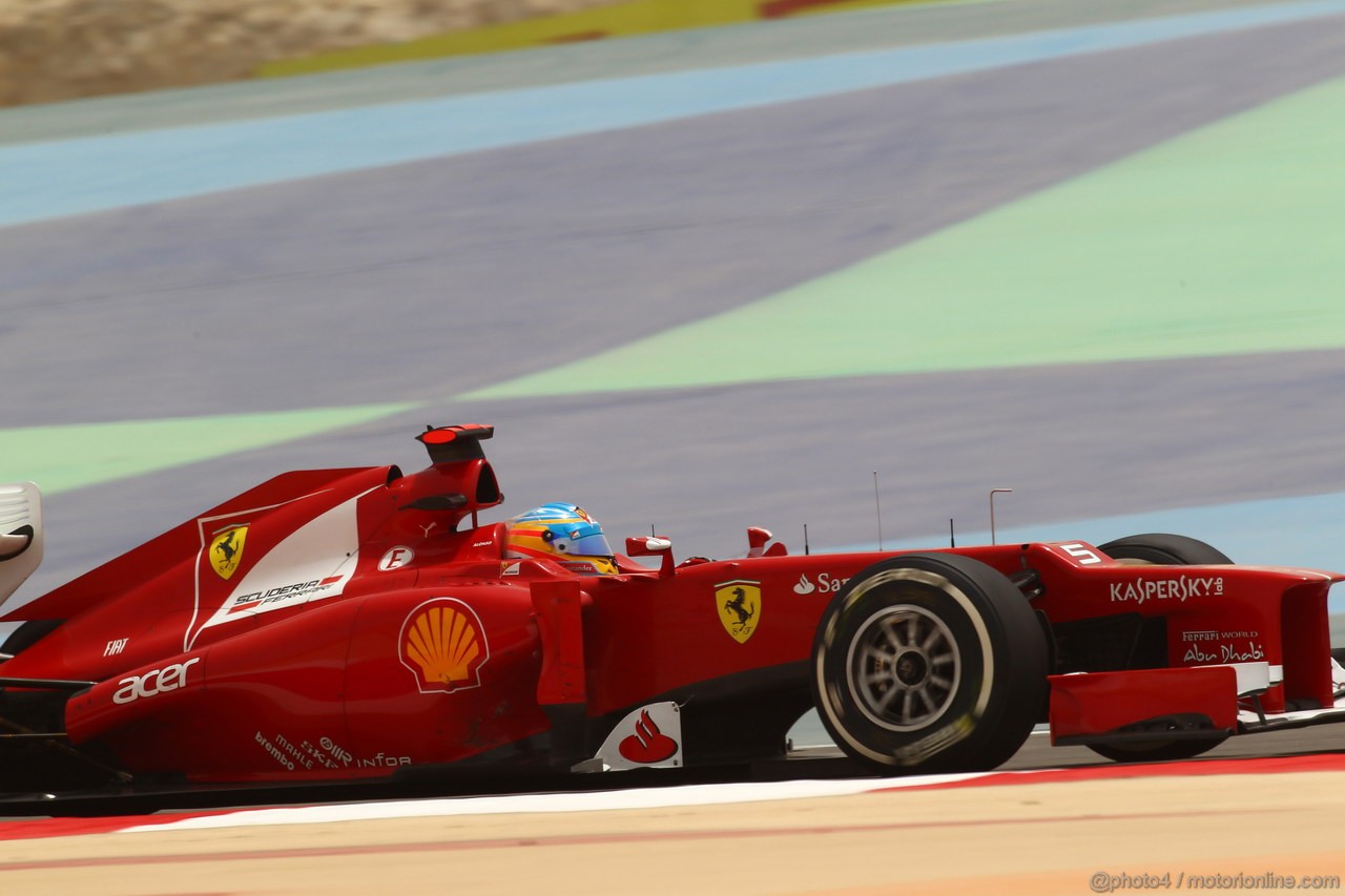 GP BAHRAIN, 20.04.2012- Prove Libere 1, Fernando Alonso (ESP) Ferrari F2012 