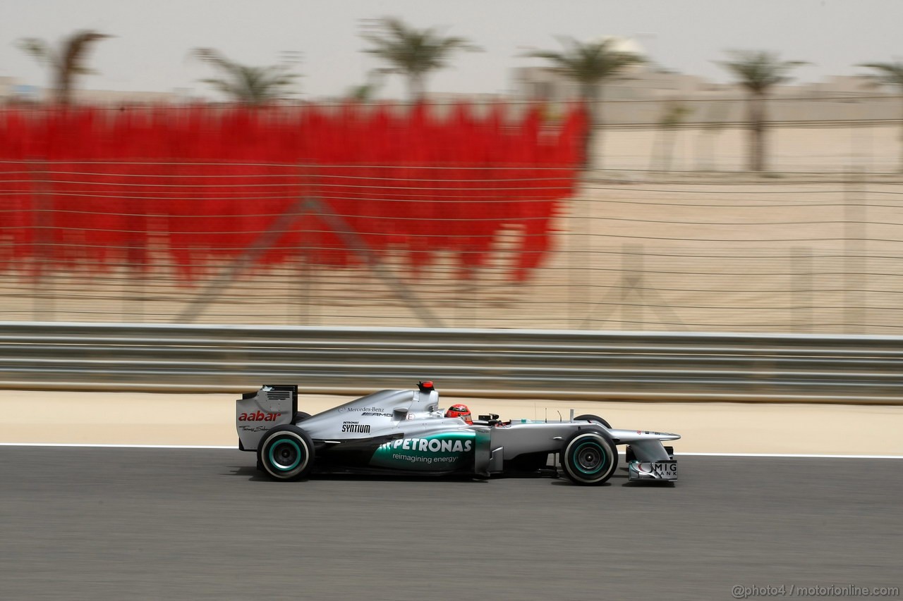 GP BAHRAIN, 20.04.2012- Prove Libere 1, Michael Schumacher (GER) Mercedes AMG F1 W03