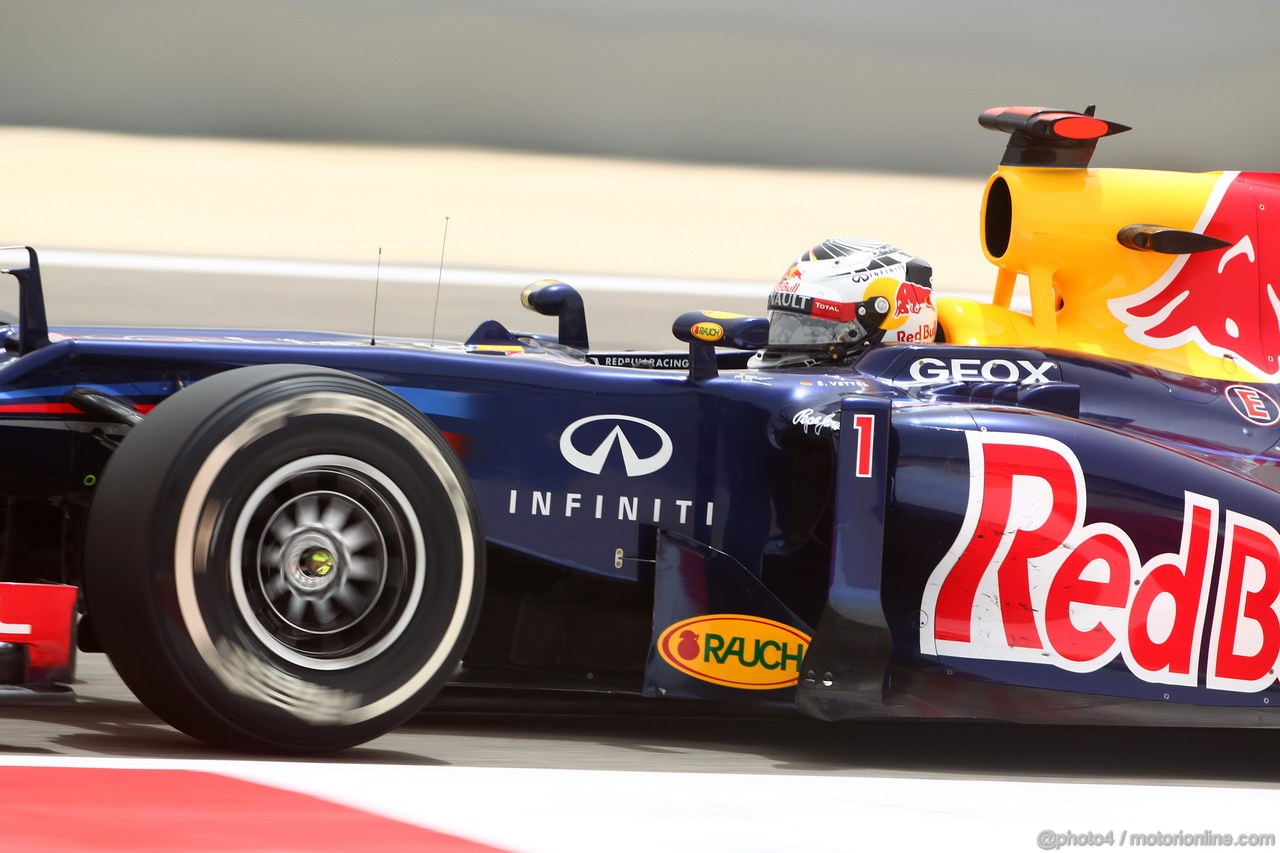 GP BAHRAIN, 20.04.2012- Prove Libere 1, Sebastian Vettel (GER) Red Bull Racing RB8