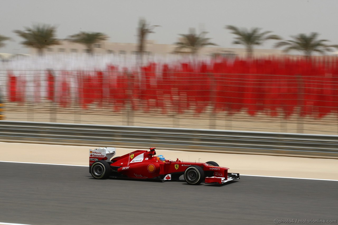 GP BAHRAIN, 20.04.2012- Prove Libere 1, Fernando Alonso (ESP) Ferrari F2012